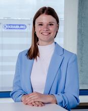 Laura Holzner  picture